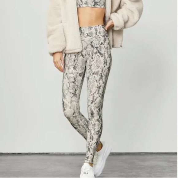 ALO Yoga Pants - Alo Yoga High Waist Vapor Snakeskin Leggings size Medium